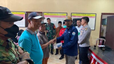 Pekon Sidodadi Bagikan BLT – DD Kecamatan Air Hitam Lampung Barat.