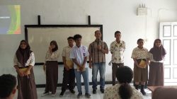 Tangkal Radikalisme, Satgas Mandala V Kopassus Beri Edukasi Kebangsaan Pelajar SMA 4 Pulau Doom