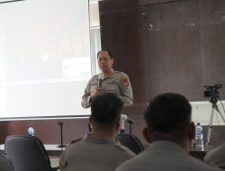 Polda Papua Barat Laksanakan Zoom Sosialisasi Persiapan E-Monev KIP 2025 kepada PPID Satker dan Satwil