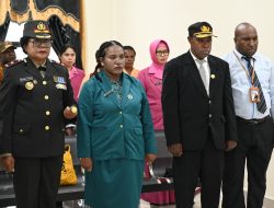 Pengukuhan Paskibraka Kabupaten Dogiyai Dalam Rangka HUT Ke-80 Kemerdekaan RI