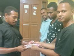 Bidang Usaha Dana Ikmasos Serahkan Dana Natal 2025 kepada Panitia