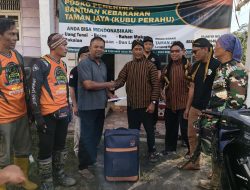 Pujakesuma Lampung Barat Salurkan Bantuan untuk Korban Kebakaran di Liwa Lampung barat